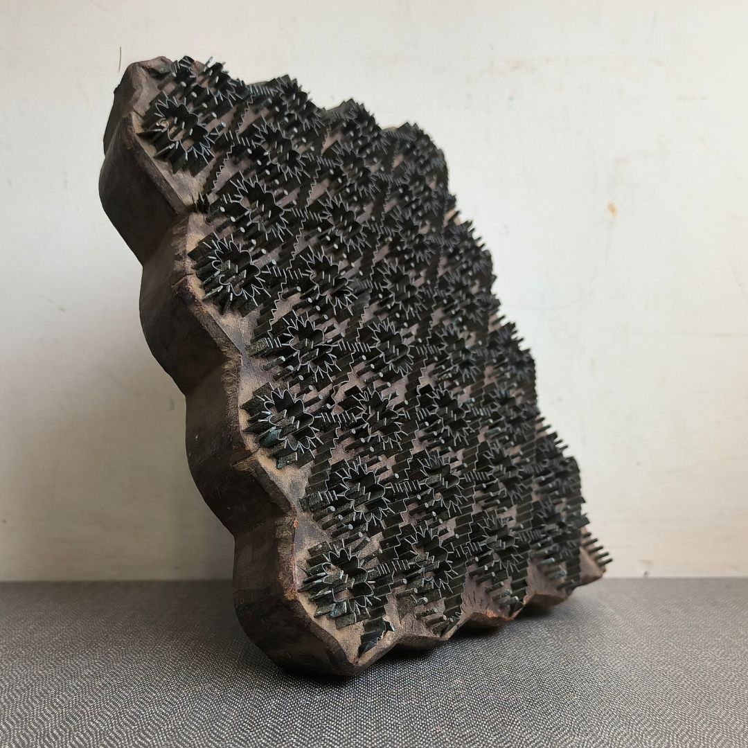 Timeless Wooden Block – Elegant & Minimalistic Décor