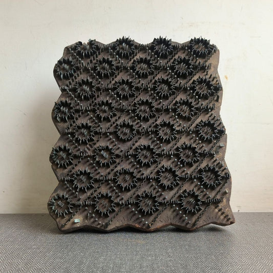 Timeless Wooden Block – Elegant & Minimalistic Décor