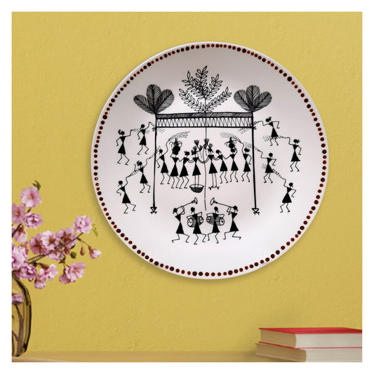 Wall Decor: Ceramic Plates