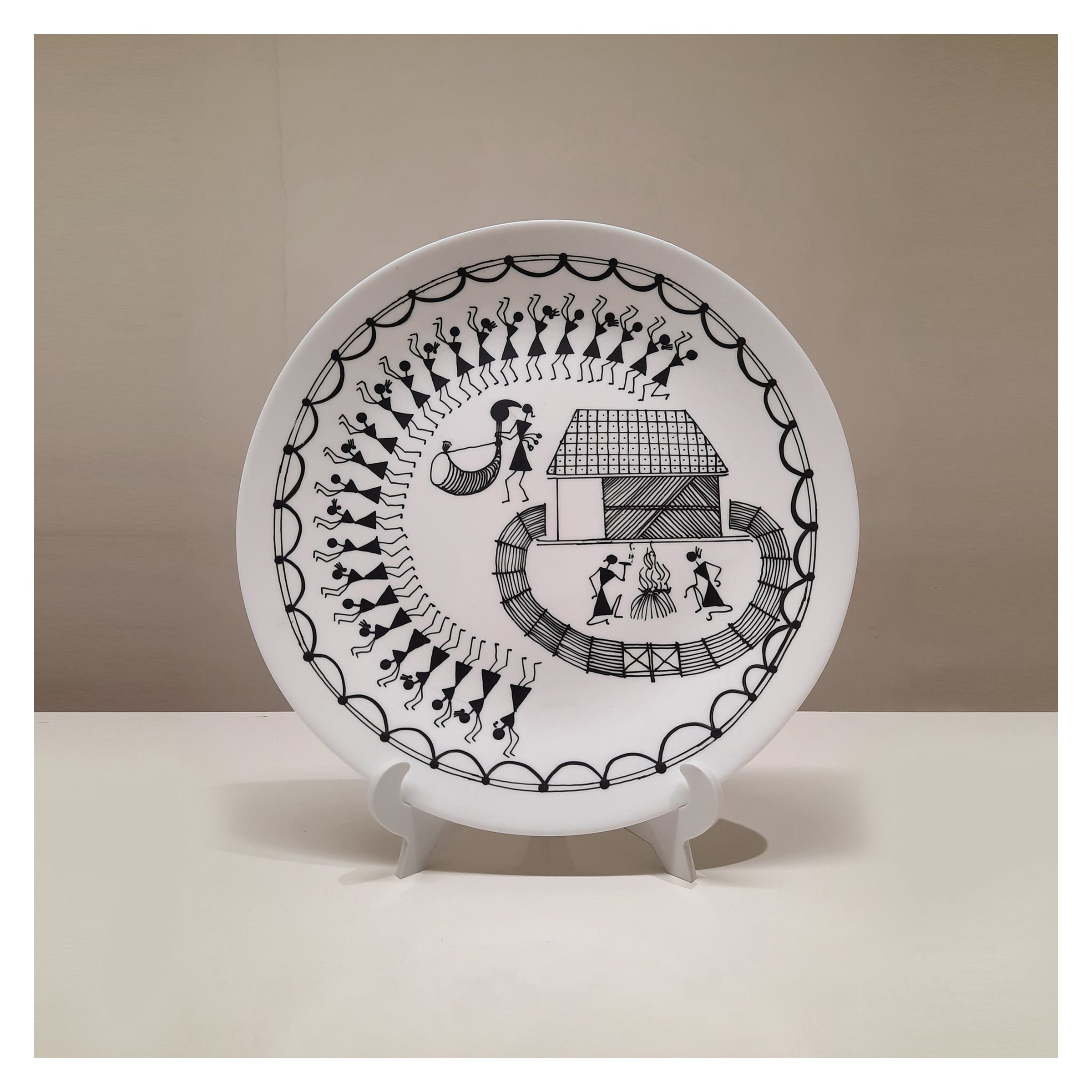 Wall Decor: Ceramic Plates