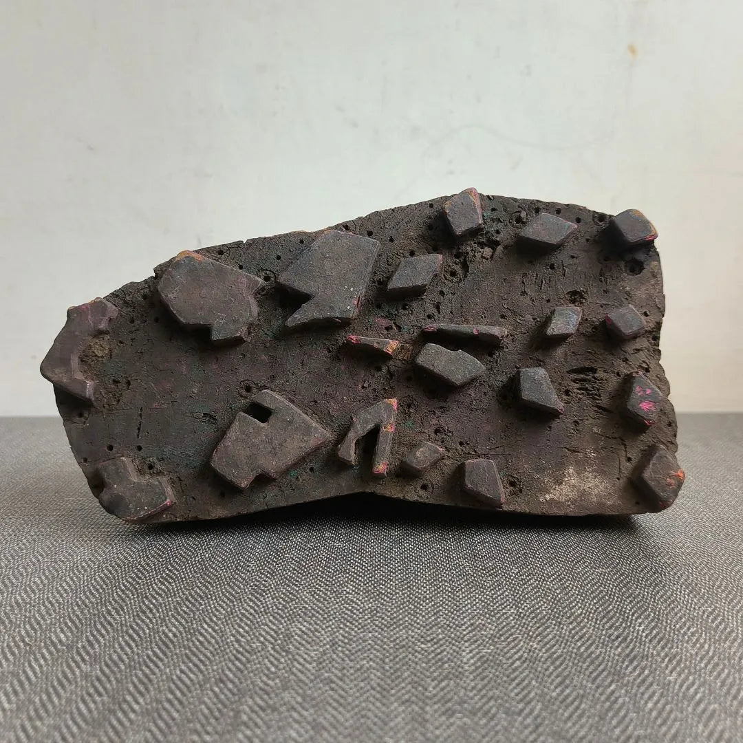 Historic Wooden Printing Block – Traditional Indian Carved Stamp