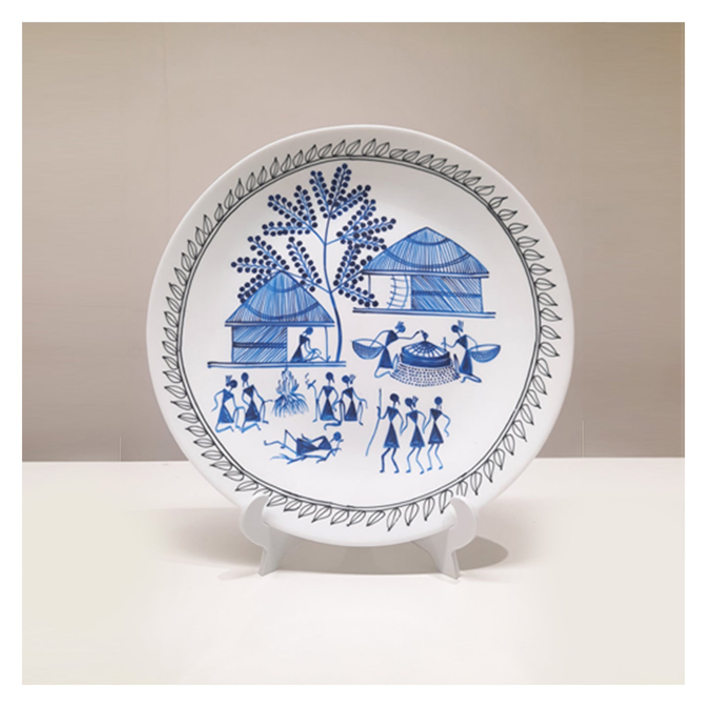 Wall Decor: Ceramic Plates