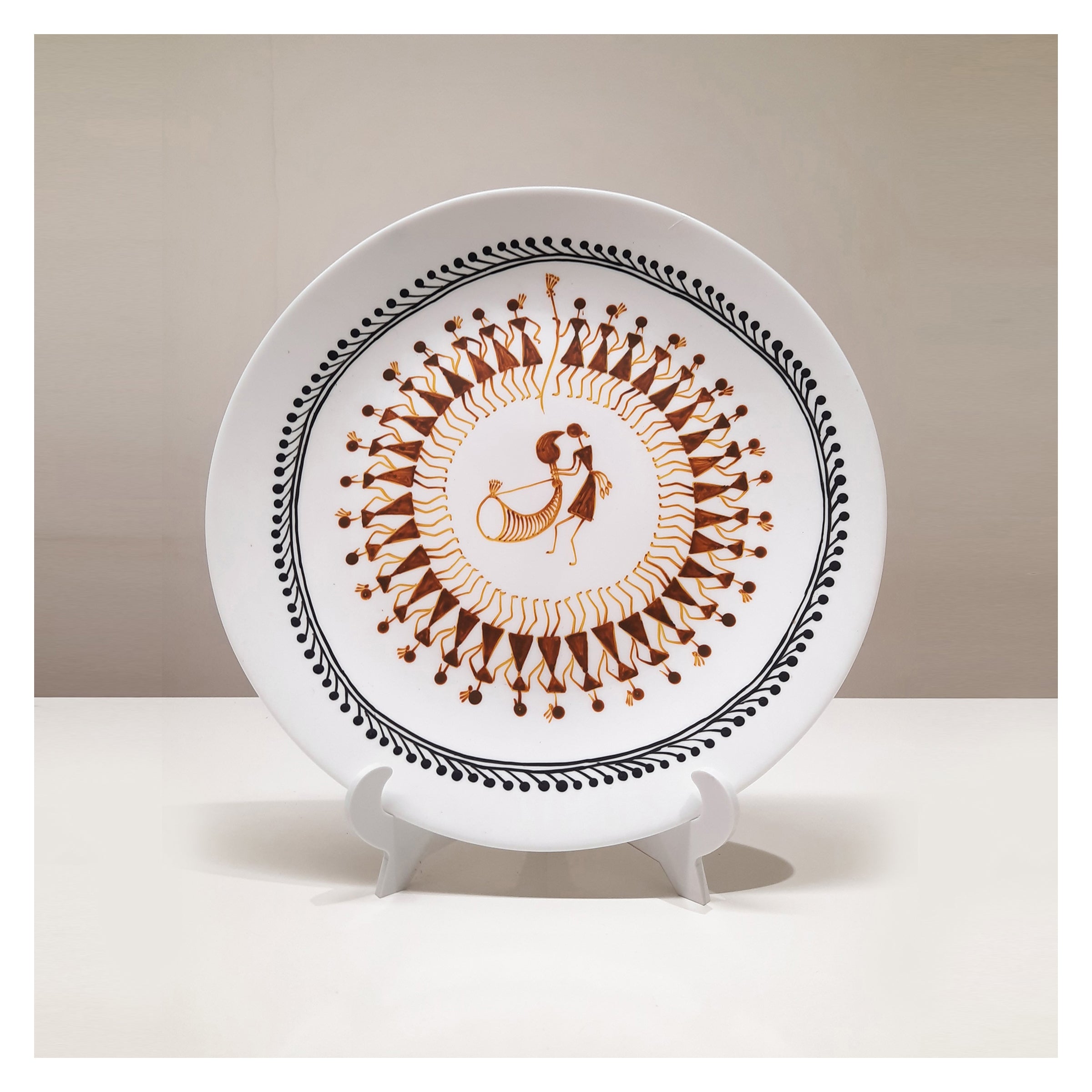 Wall Decor: Ceramic Plates