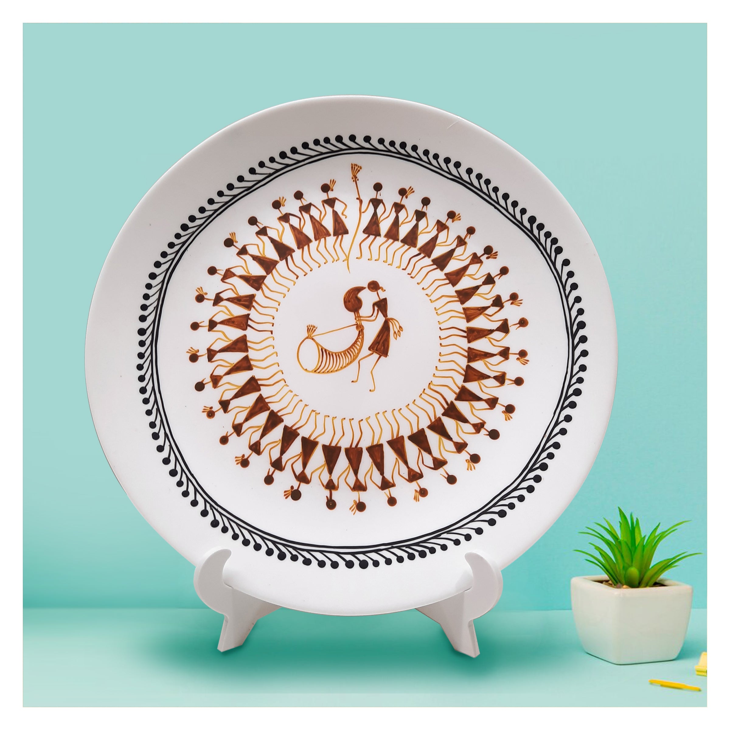 Wall Decor: Ceramic Plates