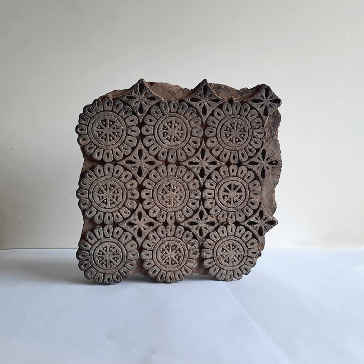 Majestic wooden block