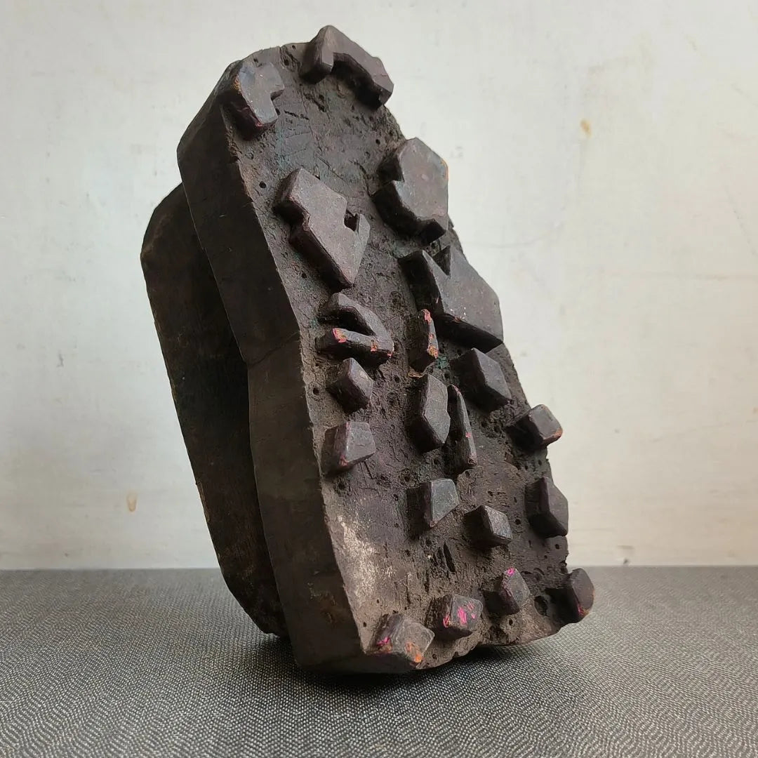 Historic Wooden Printing Block – Traditional Indian Carved Stamp