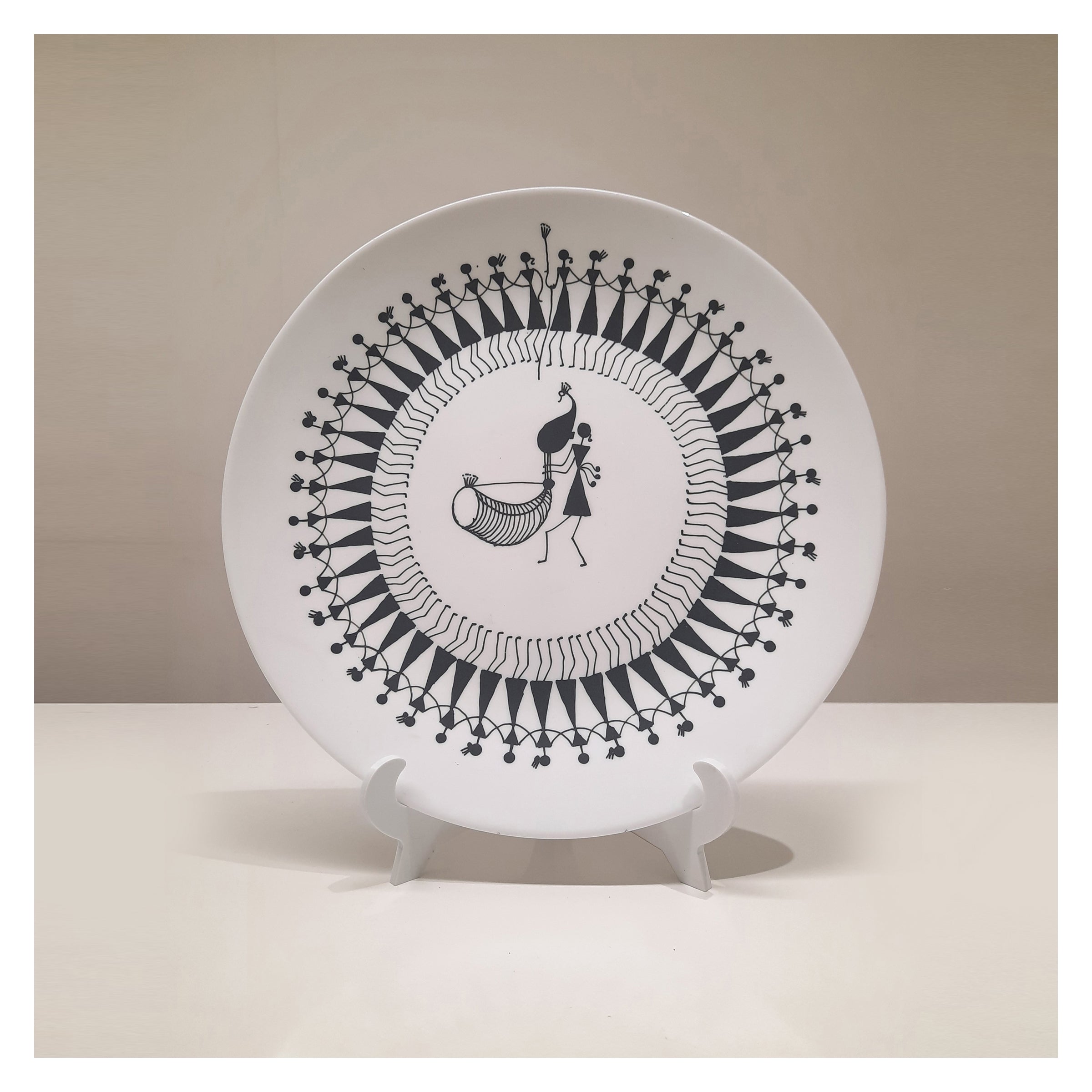 Wall Decor: Ceramic Plates