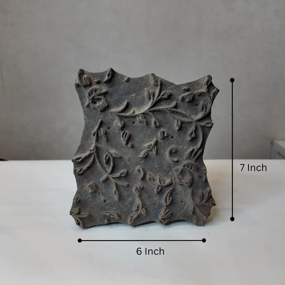 Vintage Hand-Carved Wooden Printing Block – Flowing Leaf Vine