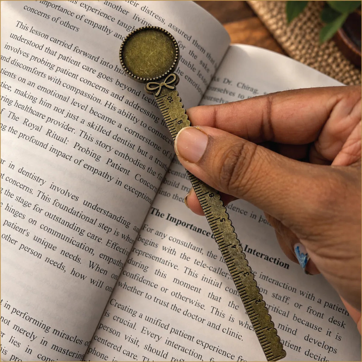 Antique Bronze Round Bookmark with Ruler Stem & Bow Accent