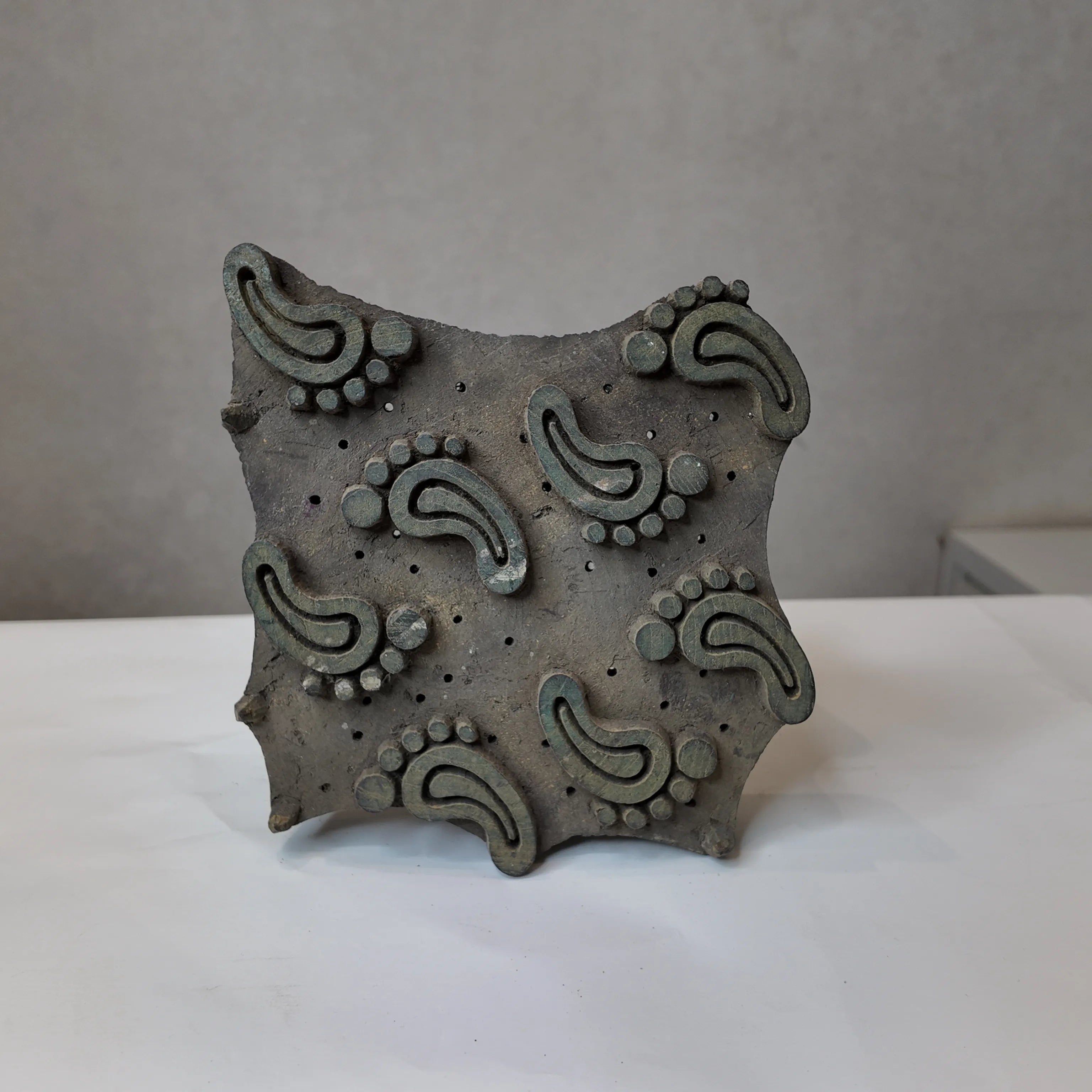 Vintage Hand-Carved Wooden Printing Block – Curling Paisley Cluster