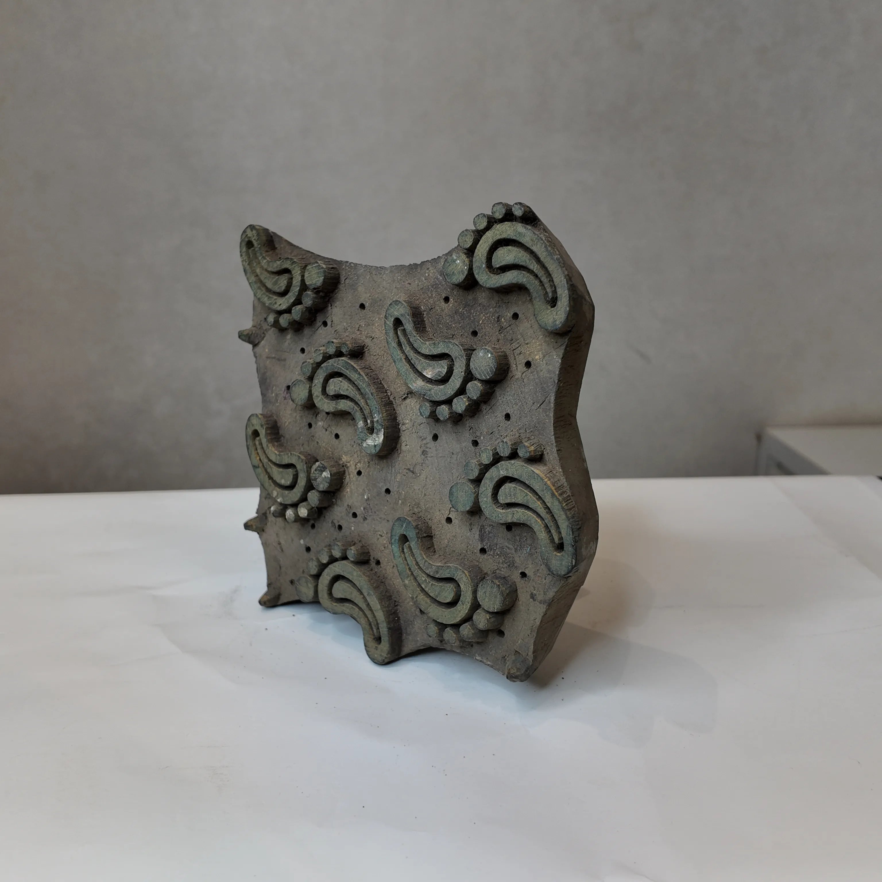 Vintage Hand-Carved Wooden Printing Block – Curling Paisley Cluster