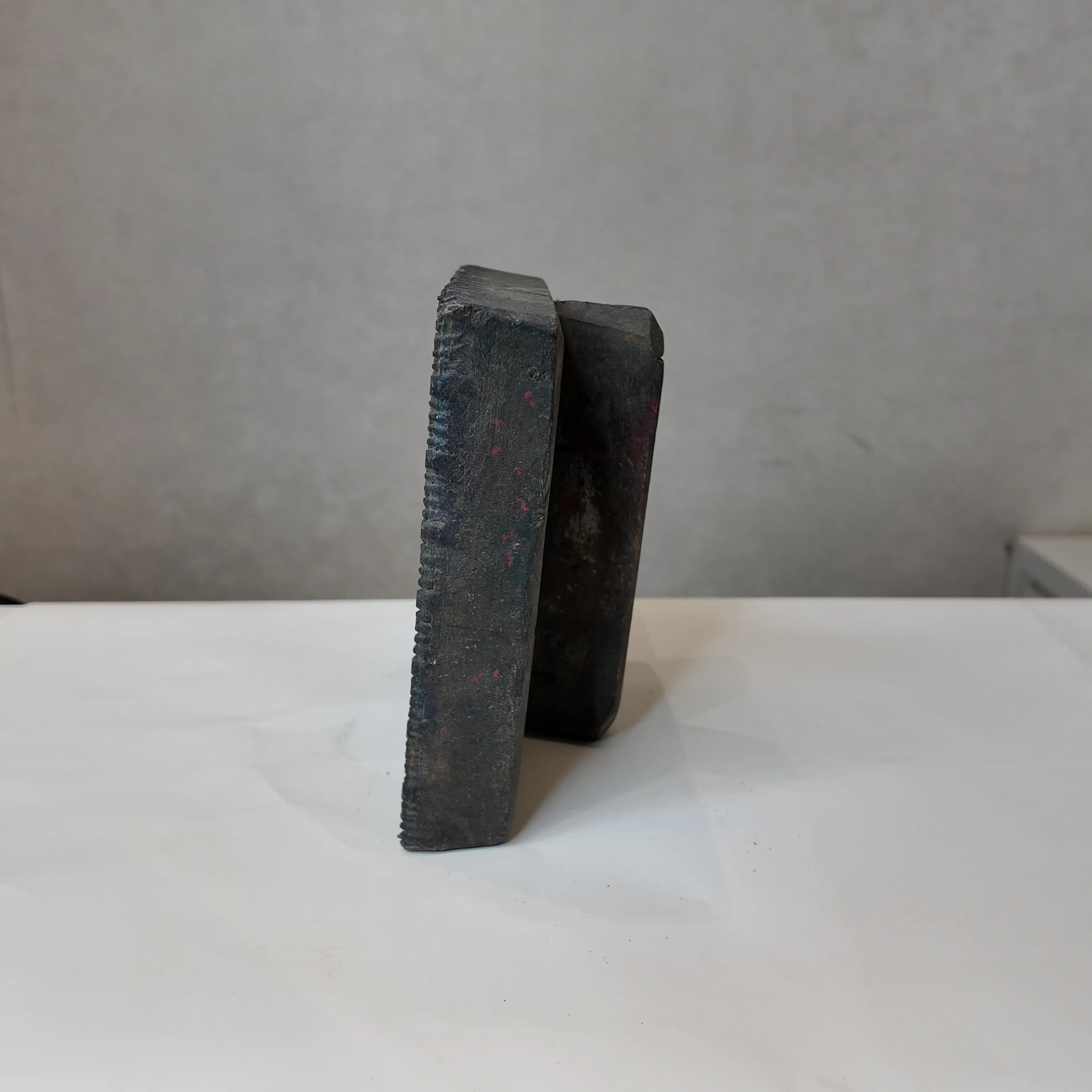 Vintage Hand-Carved Wooden Printing Block – Ribbed Bead Column