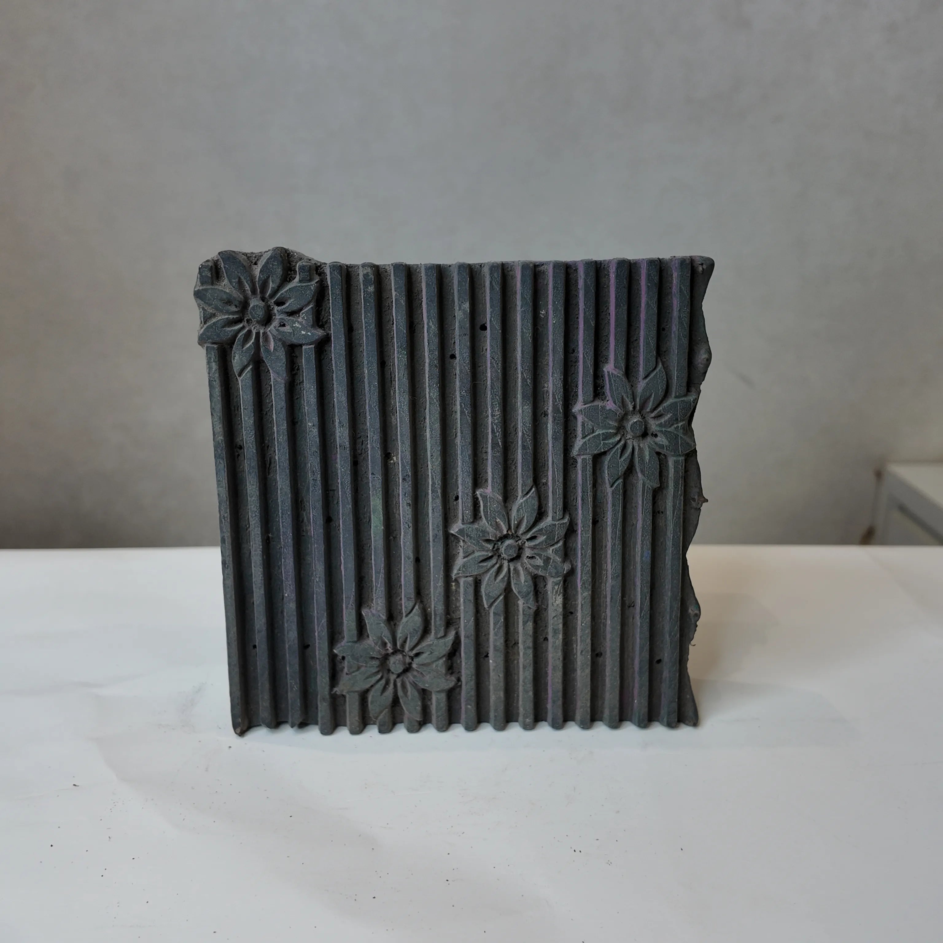 Vintage Hand-Carved Wooden Printing Block – Fluted Column Floral