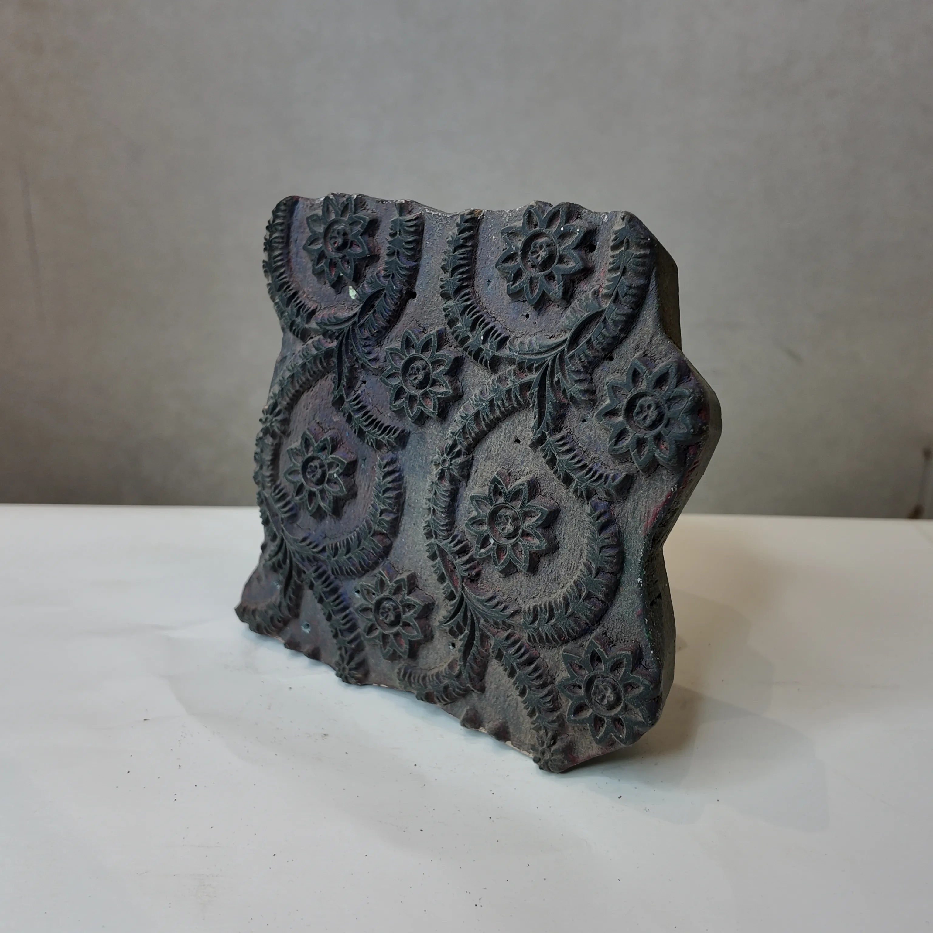 Vintage Hand-Carved Wood Printing Block – Floral Wreath Medallion