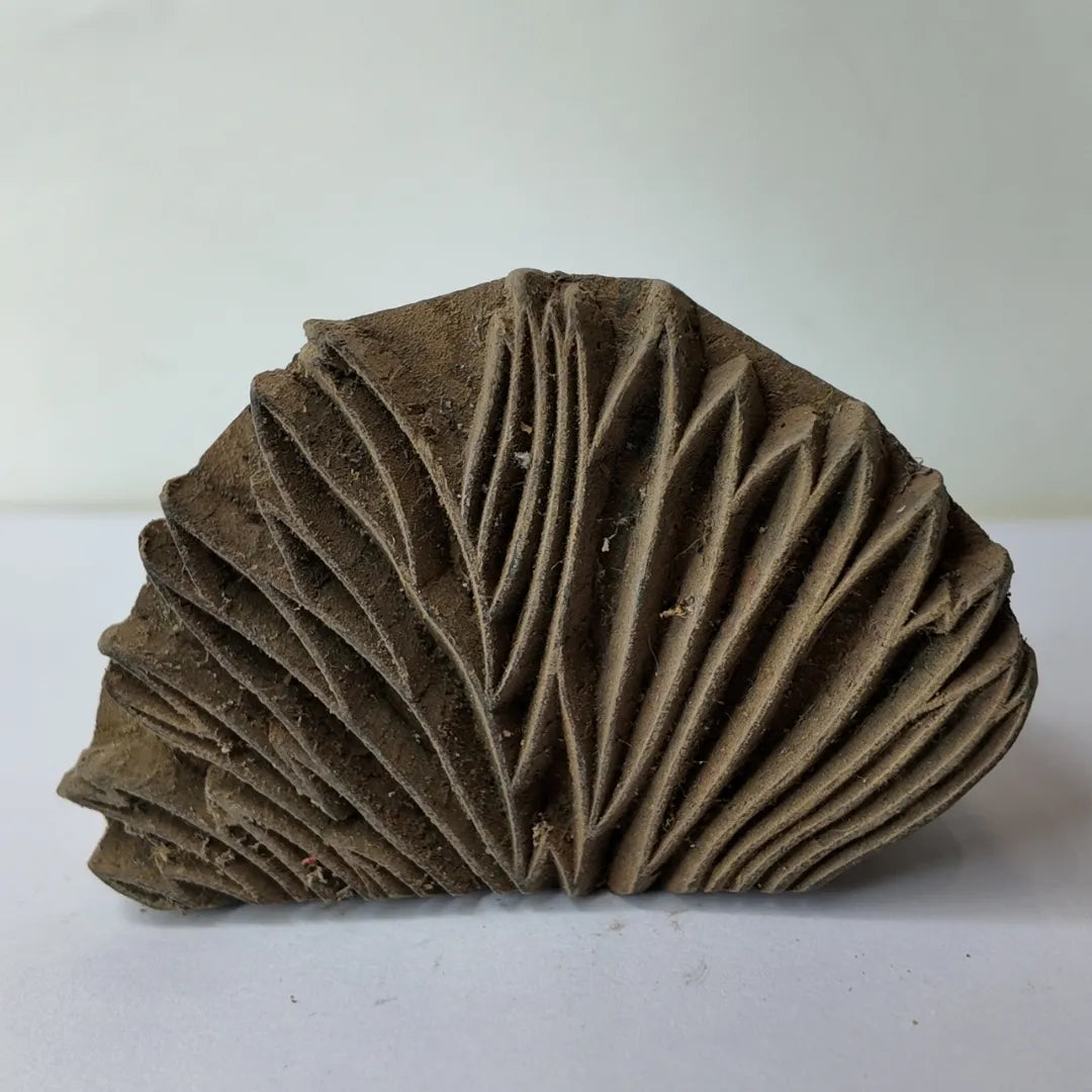 Vintage Wooden Printing Block – Fan Leaf Blade Carving